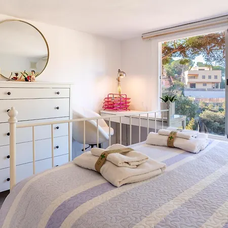 Loft Cala Canyelles 公寓